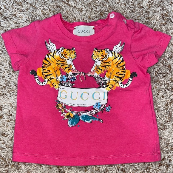 Pink Gucci Tiger Logo T Shirt Gucci Shirts Tops Gucci Baby Pink